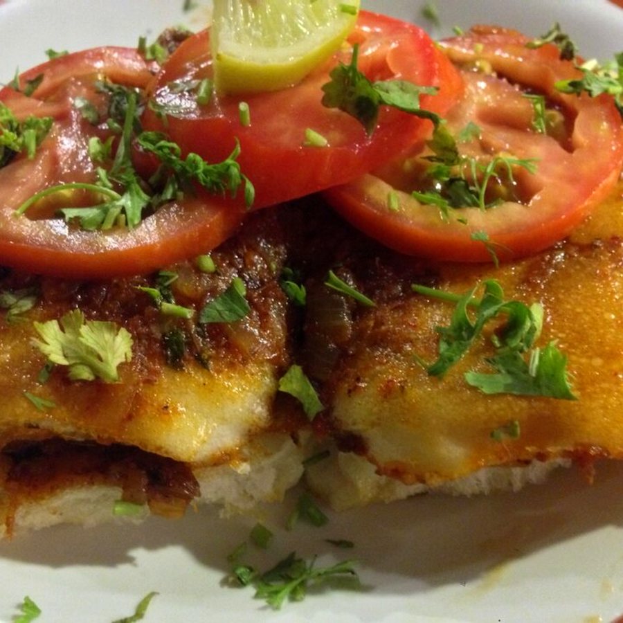 Masala Pav with Bhaji