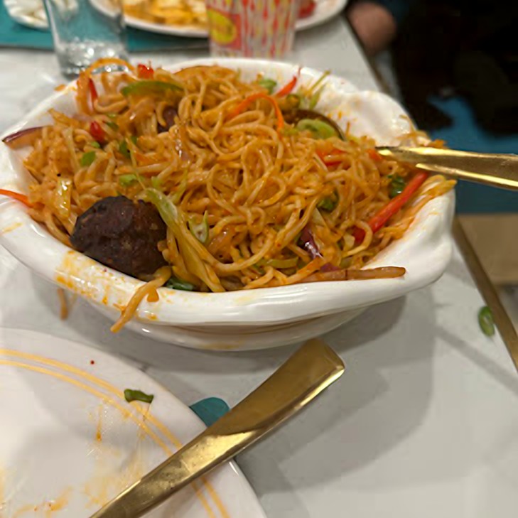 Veg Noodles with Manchurian